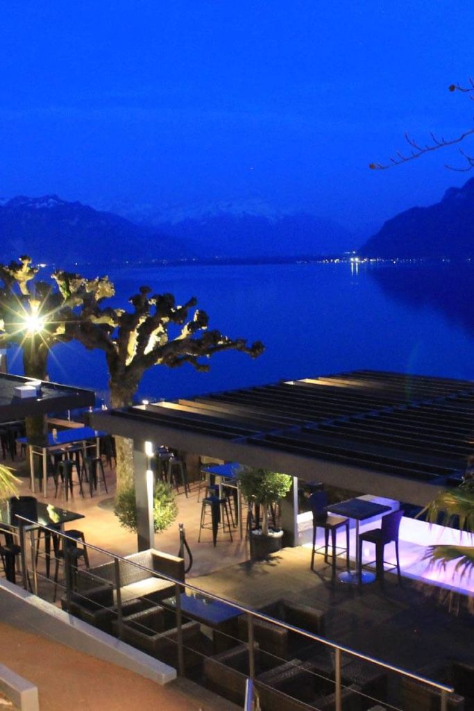 Bar lounge-12